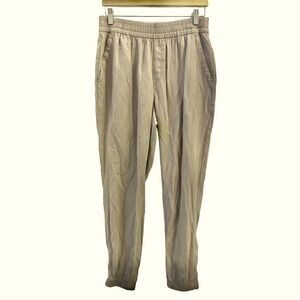 Old Navy Tan Jogger‎ Pants